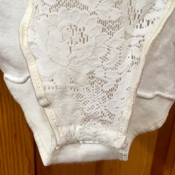 3/$10 lace bodysuit - Picture 2 of 6